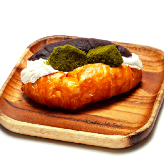 クロワッサンサンドおぐら抹茶